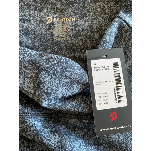 NWT Peloton Cadence Capri Leggings Women’s Medium - Picture 3 of 4